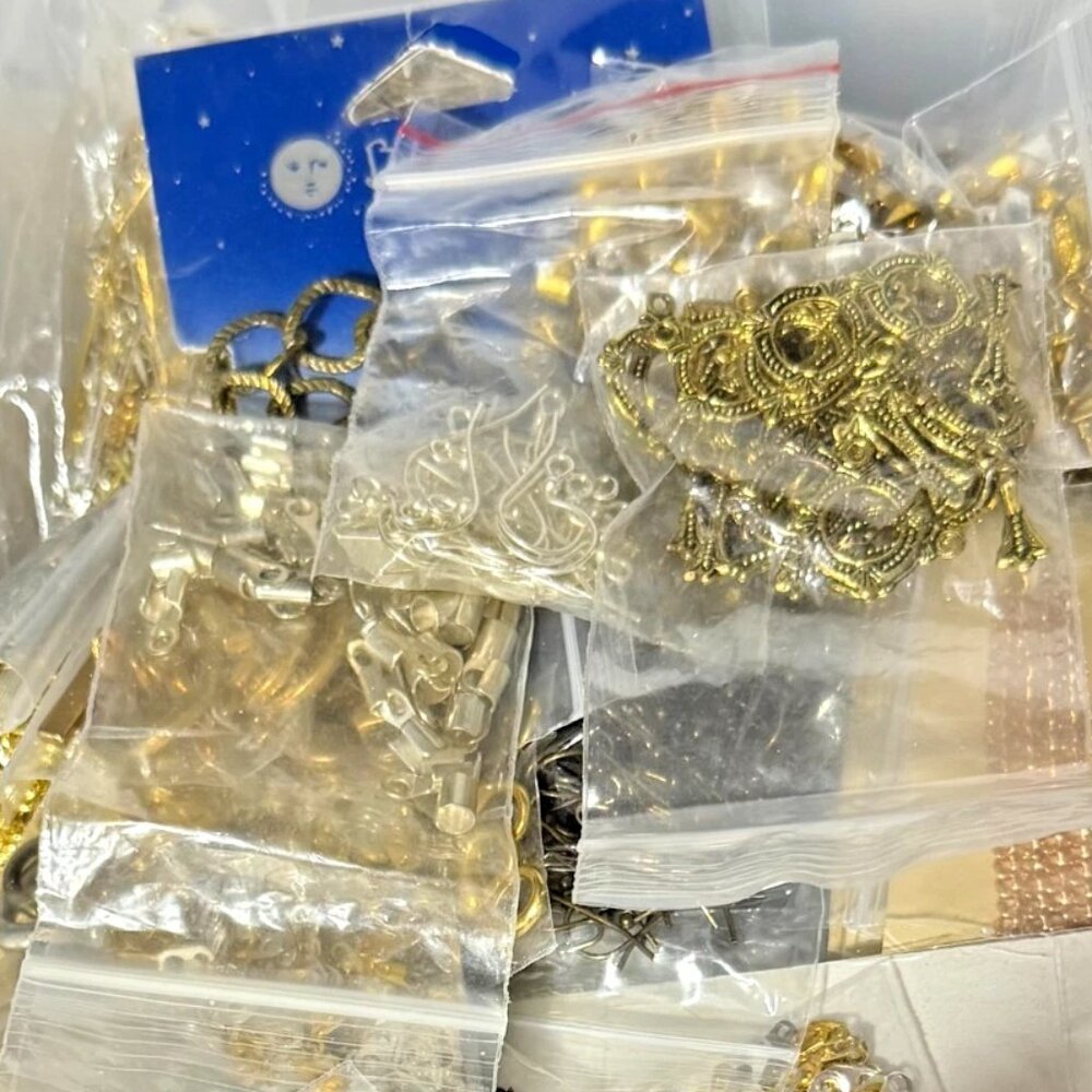 Mystery Grab Bag of Jewelry Supplies - Beads, Findings, Pendants Full Pound - Picture 4 of 4